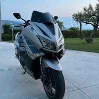 Yamaha t Max 530