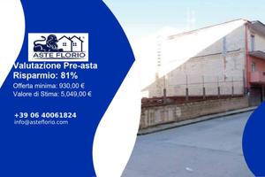 Immobile in asta di 18 m² con più di 5 locali a Ca