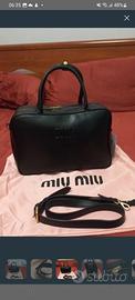 bauletto miu miu