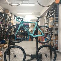 Bianchi Oltre Race 105 Di2 size 57