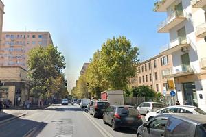 Locale 180 metri quadri Viale Veneto / Scammacca