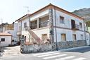 appartamento-primo-piano-con-terrazza-a-livello
