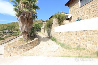 3 LOCALI A AGROPOLI
