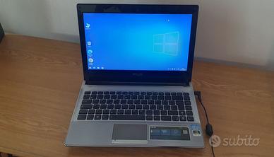 ASUS U30S  i5-2410m  4Gb HDD 750 gb ,  Nvidia 520M