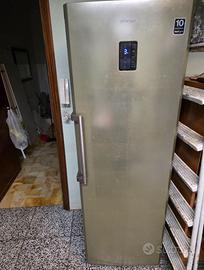 Frigorifero Samsung RR82FHPN Monoporta No Frost A+