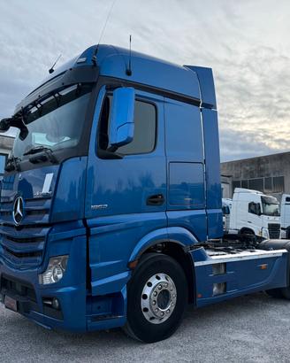 Mercedes Benz Actros 1853 trattore ADR Imp. Ribalt