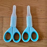 Due paia di forbicine per neonati e bambini Chicco