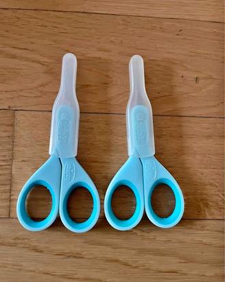 Due paia di forbicine per neonati e bambini Chicco