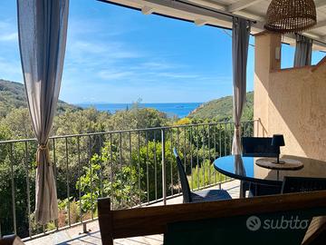Trilocale 2 camere e terrazza vista mare