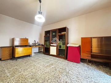 CASA INDIPENDENTE A PRATO