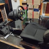 Simulatore di guida con volante