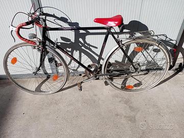 Bici d'epoca TRIUMPH