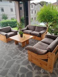 Salotto in legno