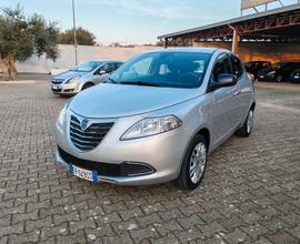 Lancia Ypsilon 1.2 benzina 5 porte