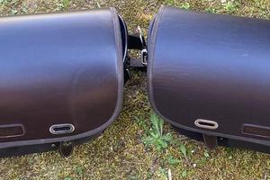 Borse laterali Triumph in cuoio A9518291 A9518290