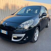 Renault Scenic X-Mod 1.6 