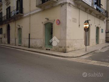 NEGOZIO A GIOIA DEL COLLE