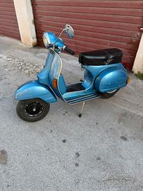 Vespa p150x
