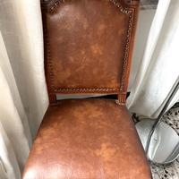 Eleganti sedie in stile classico