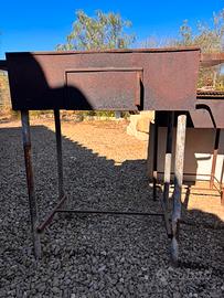 Barbecue Artigianale in Ferro – Fatto a Mano