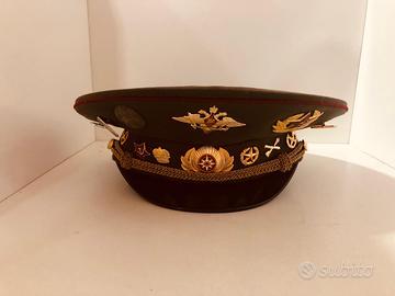 Cappello da parata militare Russo con ornamenti