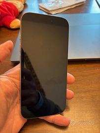 Iphone 16 pro 128 Natural Titanium  (batt 95%)