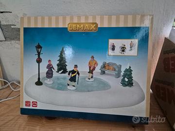 Lemax #44768 – Skating In The Park Set Of 8