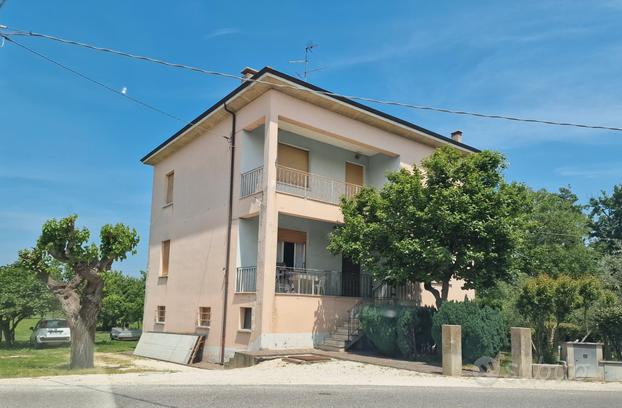 Casa piu mezzo ettaro di Terreno