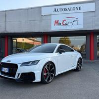 AUDI TT RS 2.5 TFSI quattro S tronic