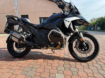 Bmw GS 1300 tutti i pacchetti