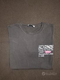T-shirt nera della Alcott di puro cotone