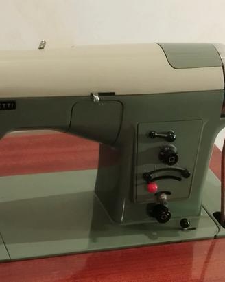 Macchina per cucire Fratelli Borletti mod. 1002