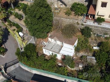 CASA INDIPENDENTE A VALLECROSIA AL MARE