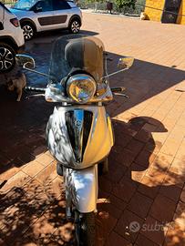 Piaggio Beverly