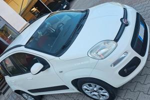 Fiat Panda 0.9 TwinAir Turbo Natural Power Lounge
