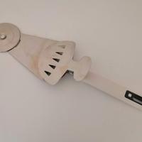 Paletta per pizza con tagliapizza incorporato