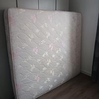 materasso matrimoniale 