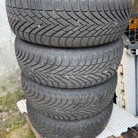 Gomme da neve pirelli 195 60 r15