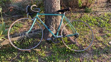 Bicicletta da corsa Bianchi Rekord 841 vintage