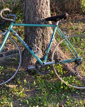 Bicicletta da corsa Bianchi Rekord 841 vintage