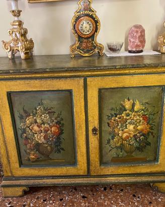CREDENZA DECORATA