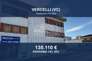 Immobile in asta di 1077 m² a Vercelli