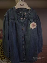 Stock abbigliamento bimba