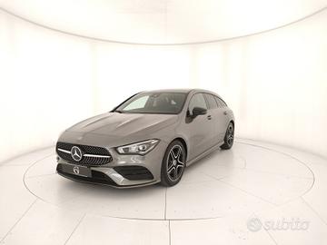 MERCEDES-BENZ CLA Shooting Brake 200 d Premium 4ma
