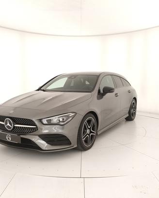 MERCEDES-BENZ CLA Shooting Brake 200 d Premium 4ma