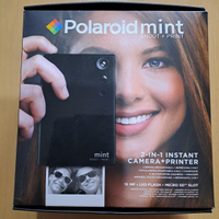 Polaroid mint