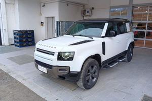 Land Rover Defender 110 3.0d i6 mhev X-Dynami...