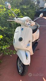 Vespa 50 LX