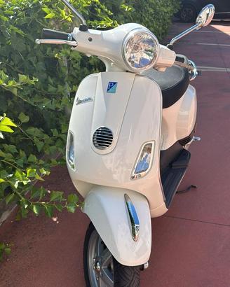 Vespa 50 LX