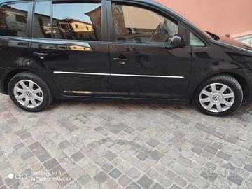 Touran Metano/Benz cc2000 Anno 1^ imm.2010. 